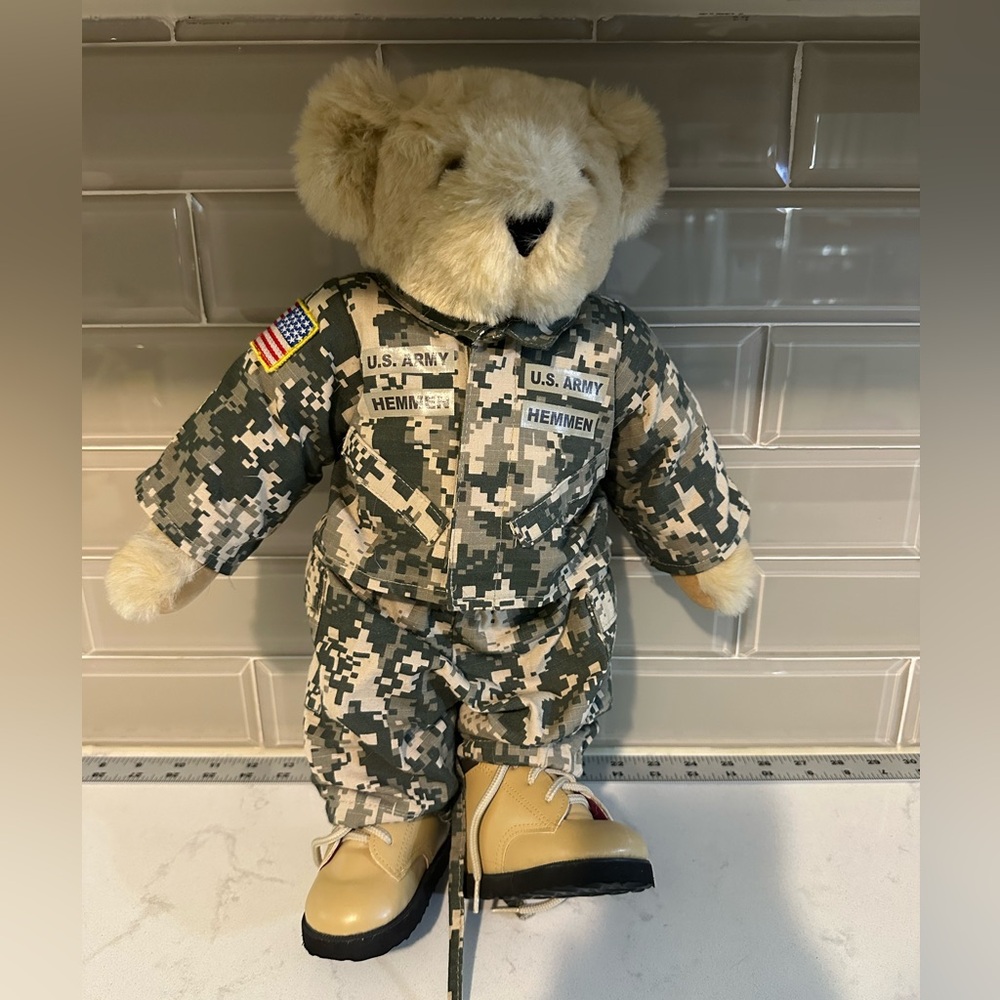 Vermont Teddy Bear Co Bear US Military Camo Uniform Hemmen & Tan Boots